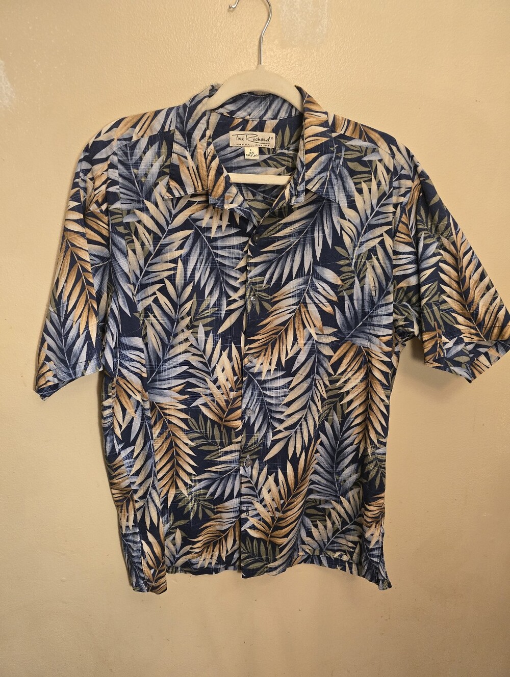 Tori Richard Navy Blue and Tan Leaf Print Short-Sleeve Camp Cruise Beach  Shirt
